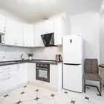 возле аркадии и парка победы с балконом Appartamento *