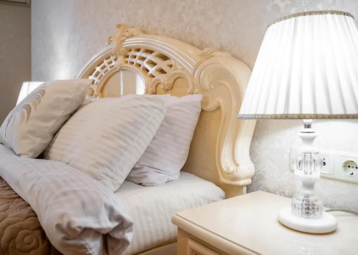 возле аркадии и парка победы с балконом Apartament Odessa