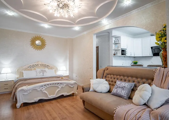 Apartman возле аркадии и парка победы с балконом