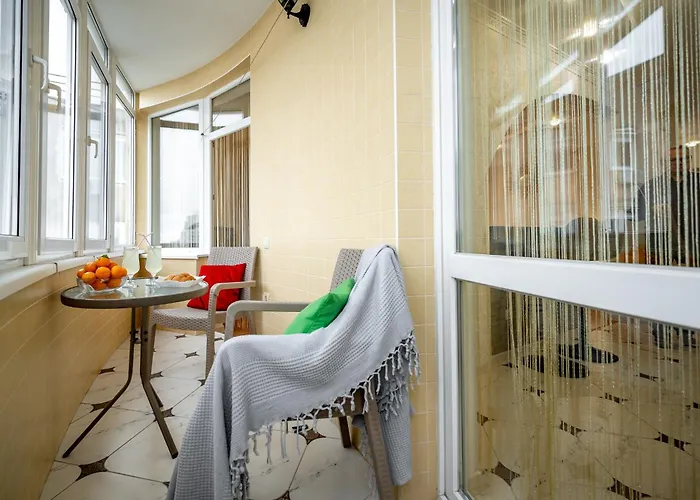 Apartman возле аркадии и парка победы с балконом