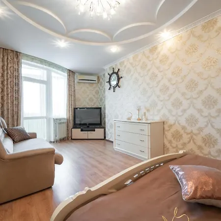 Квартира Возле Аркадии И Парка Победы С Балконом И Видом На Море Apartment *